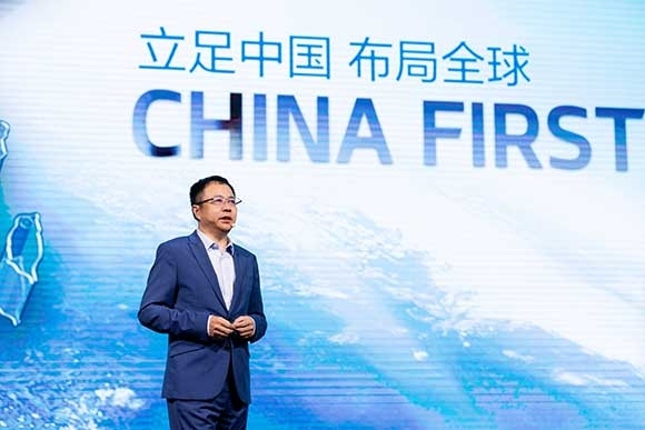 现代汽车集团（中国）副总裁、东风悦达起亚总经理-李峰
